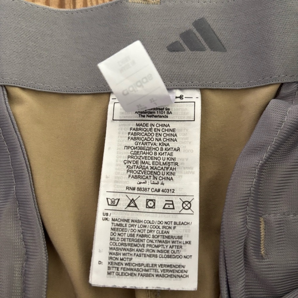 Adidas Ultimate365 8-Inch Hemp Khaki Golf Shorts HR7951
Men’s 32 - Picture 6 of 11